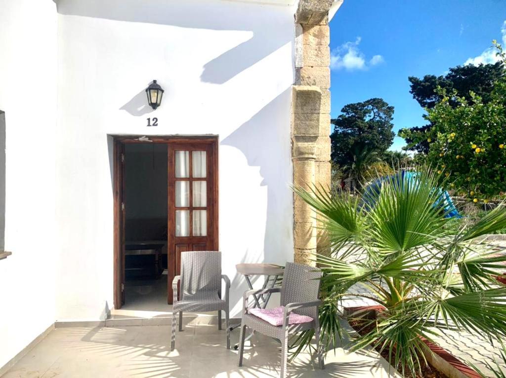 Villa Lembos Hotel Karpaz Rizokarpaso Екстериор снимка