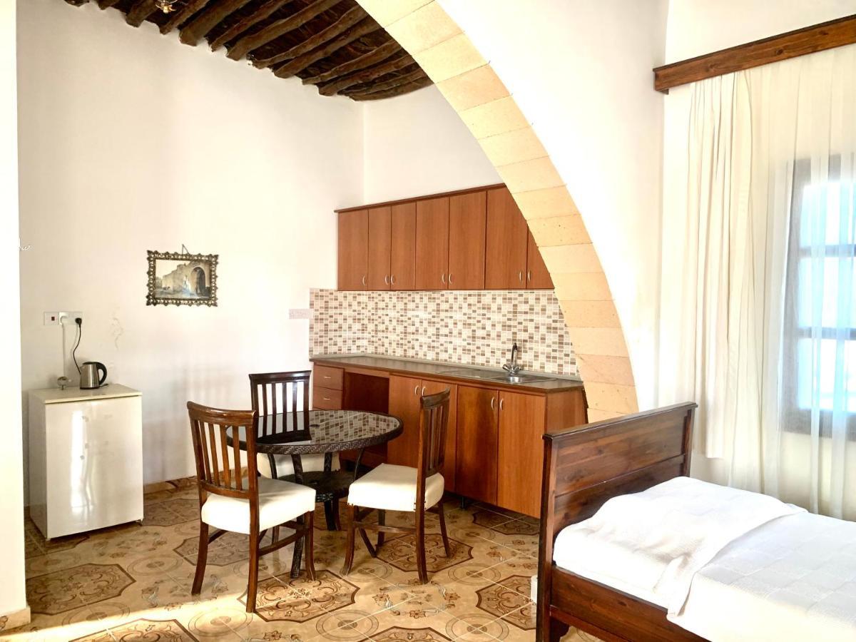 Villa Lembos Hotel Karpaz Rizokarpaso Екстериор снимка