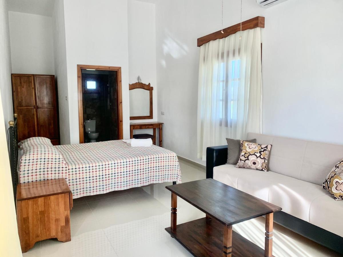 Villa Lembos Hotel Karpaz Rizokarpaso Екстериор снимка