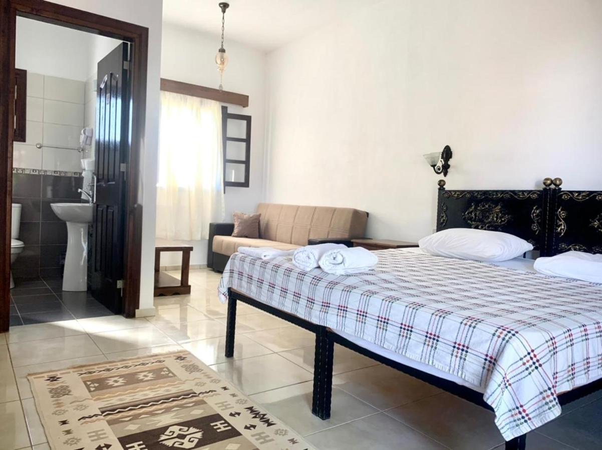 Villa Lembos Hotel Karpaz Rizokarpaso Екстериор снимка